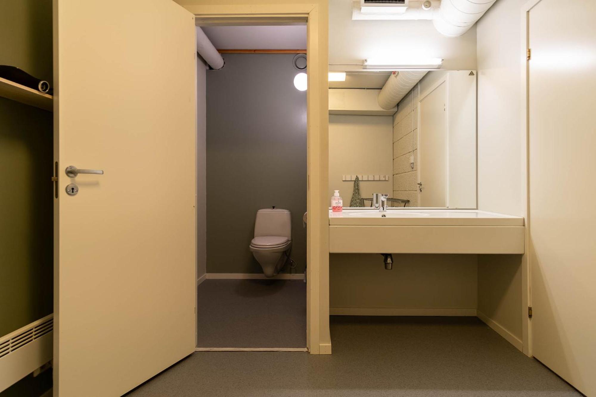 Reine Basecamp - Apartments & Rooms ภายนอก รูปภาพ